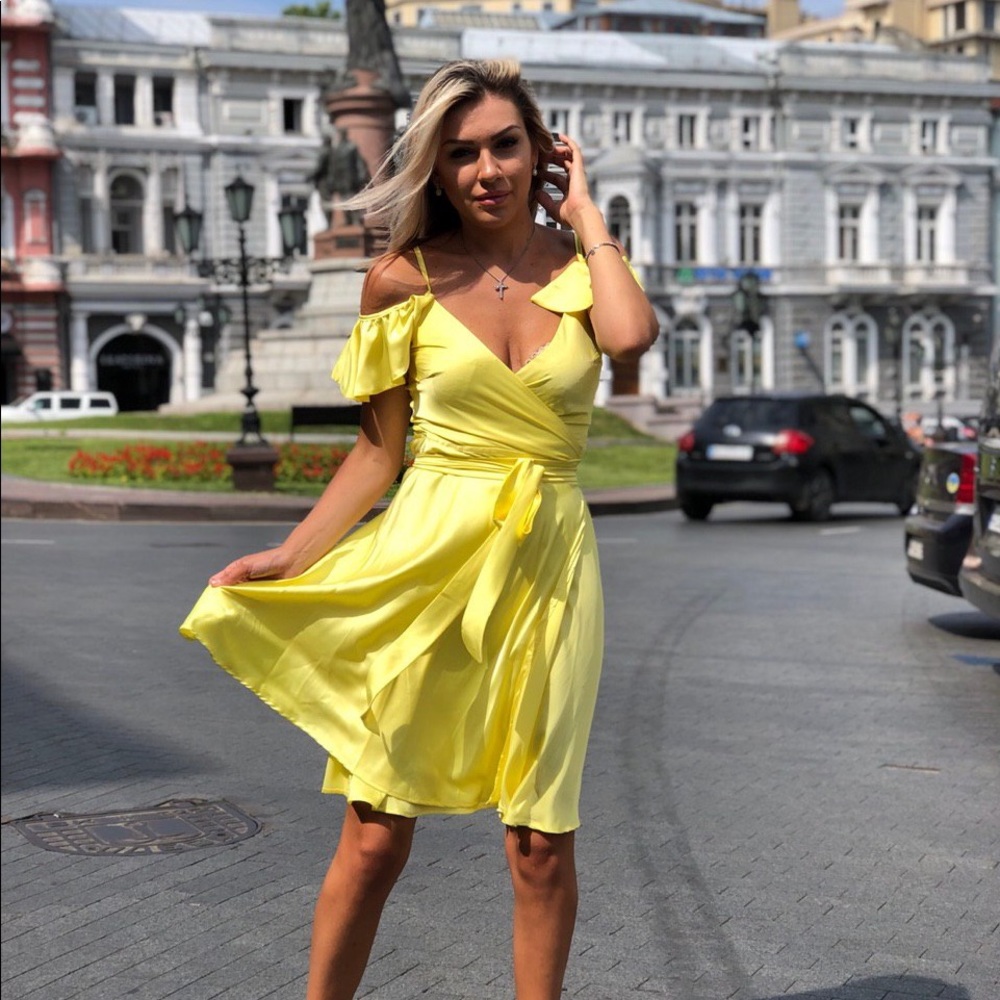 ❗️NEW❗️Yellow Ruffle Sleeves Party Wrap Dress
